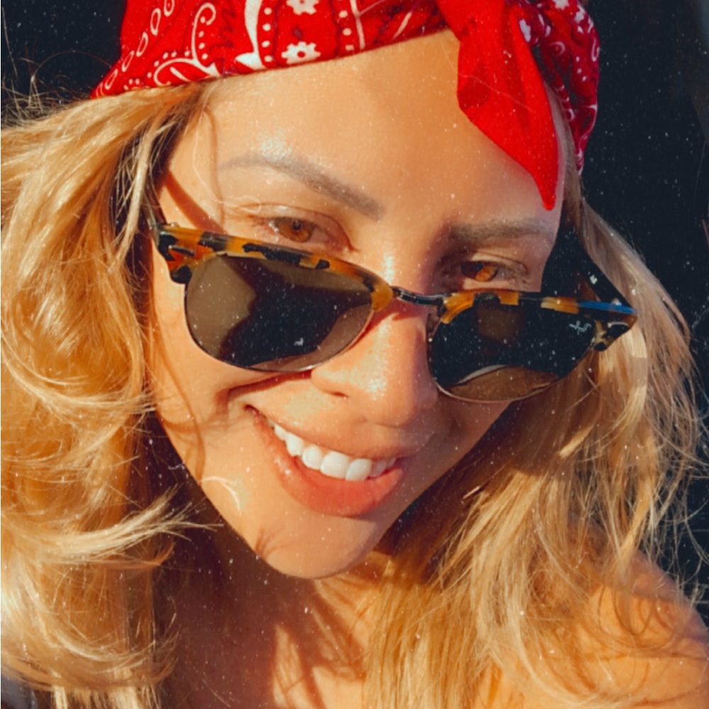 Meet your Posher, Andreia